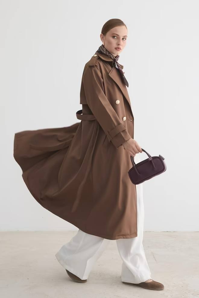 Brown Double-Breasted Trenchcoat